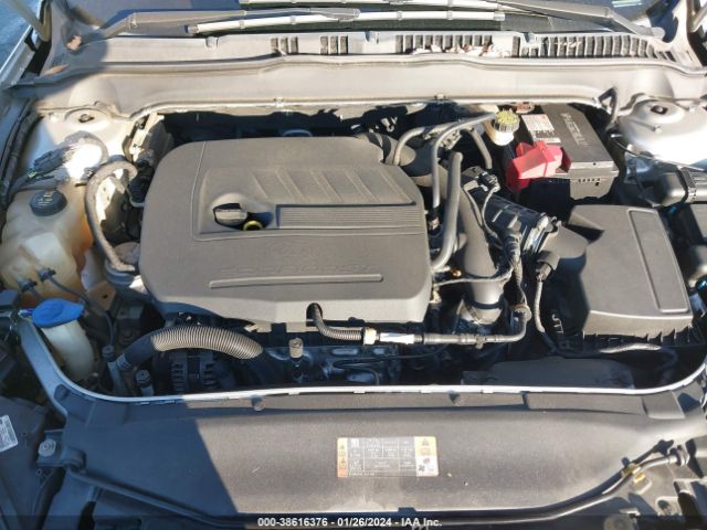 Photo 9 VIN: 3FA6P0HD1GR124386 - FORD FUSION 