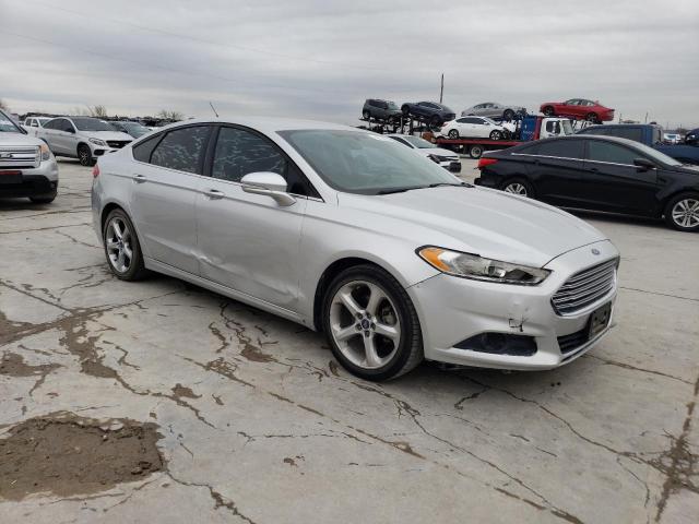 Photo 3 VIN: 3FA6P0HD1GR228523 - FORD FUSION SE 