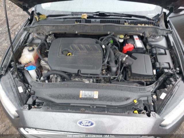 Photo 9 VIN: 3FA6P0HD1GR253048 - FORD FUSION 