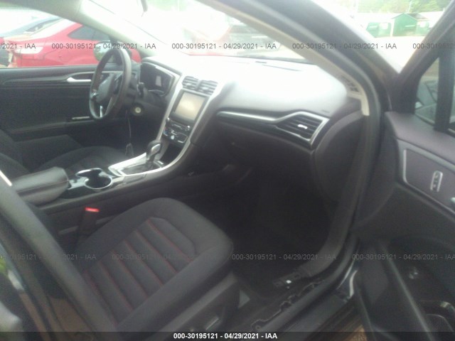 Photo 4 VIN: 3FA6P0HD1GR254667 - FORD FUSION 