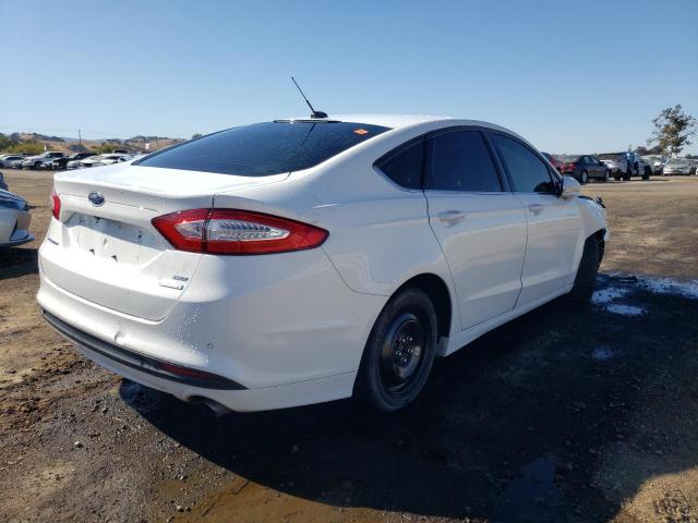 Photo 2 VIN: 3FA6P0HD1GR282307 - FORD FUSION SE 