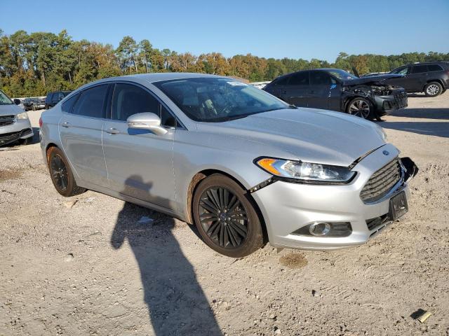 Photo 3 VIN: 3FA6P0HD1GR302216 - FORD FUSION 