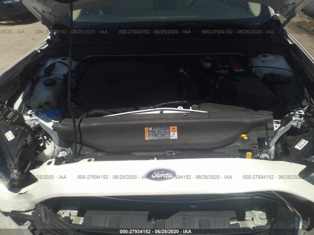 Photo 9 VIN: 3FA6P0HD1GR303303 - FORD FUSION 