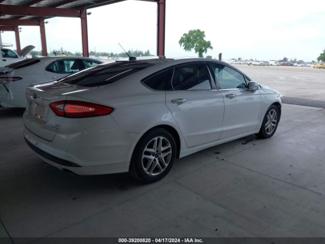 Photo 3 VIN: 3FA6P0HD1GR306301 - FORD FUSION 