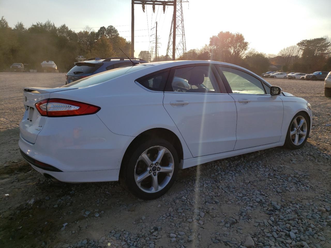 Photo 2 VIN: 3FA6P0HD1GR308825 - FORD FUSION 