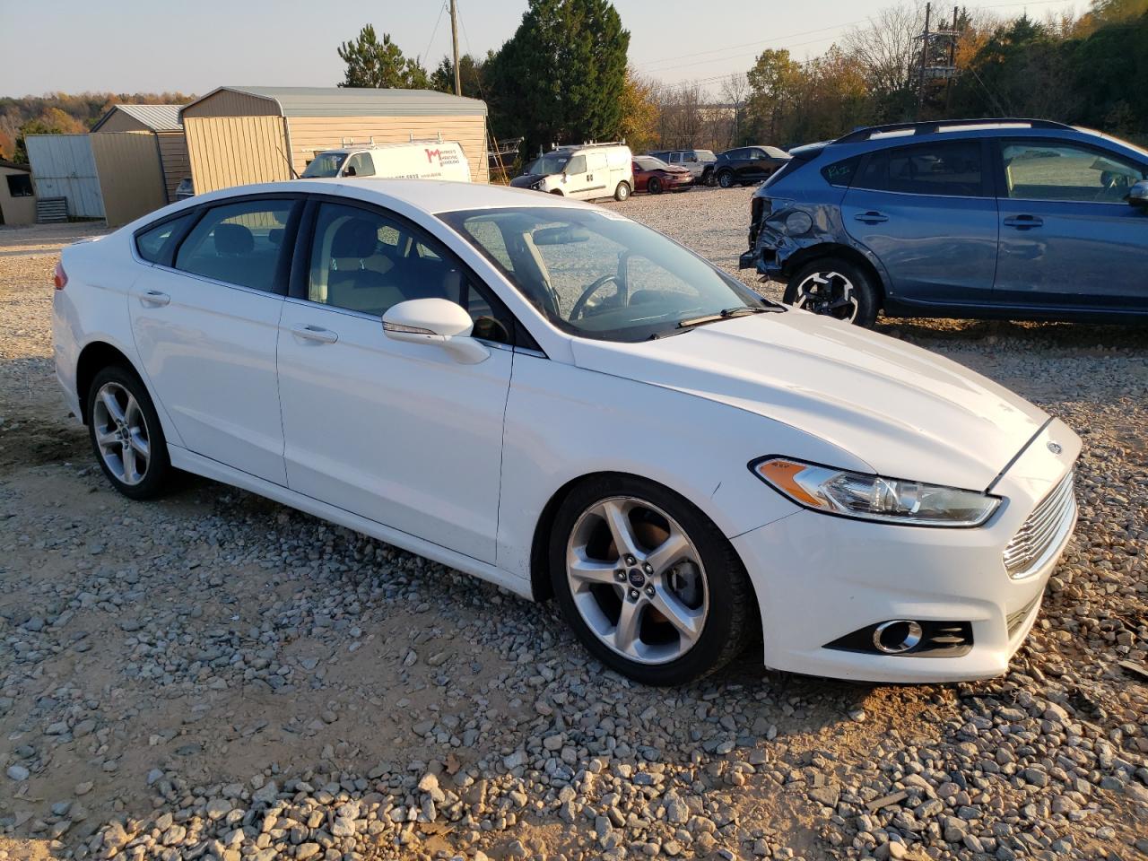 Photo 3 VIN: 3FA6P0HD1GR308825 - FORD FUSION 