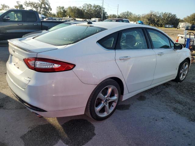 Photo 2 VIN: 3FA6P0HD1GR334258 - FORD FUSION SE 