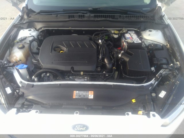 Photo 9 VIN: 3FA6P0HD1GR367745 - FORD FUSION 