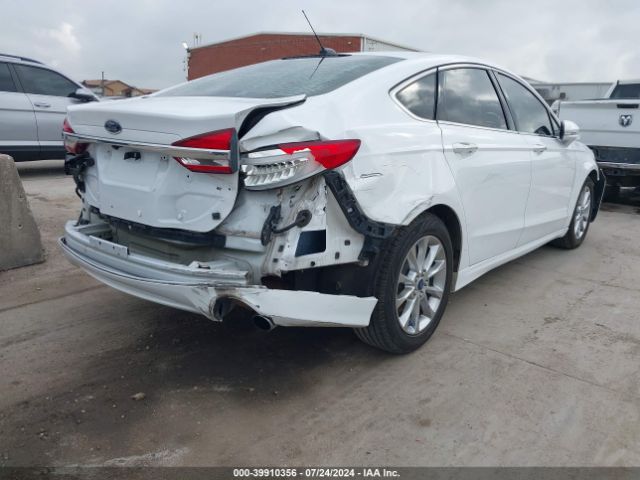 Photo 3 VIN: 3FA6P0HD1HR132859 - FORD FUSION 