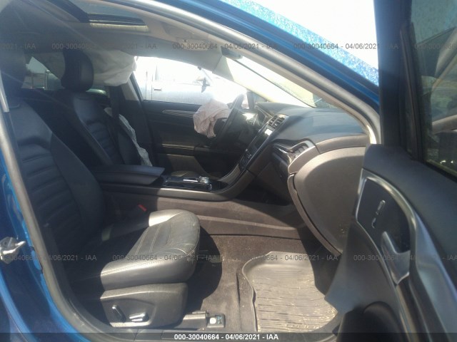 Photo 4 VIN: 3FA6P0HD1HR187117 - FORD FUSION 