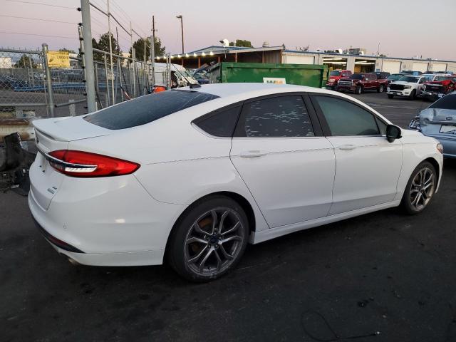 Photo 2 VIN: 3FA6P0HD1HR187568 - FORD FUSION SE 