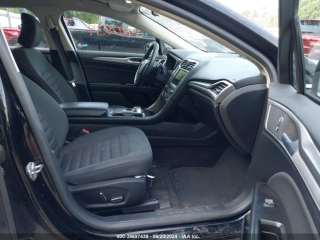 Photo 4 VIN: 3FA6P0HD1HR257425 - FORD FUSION 