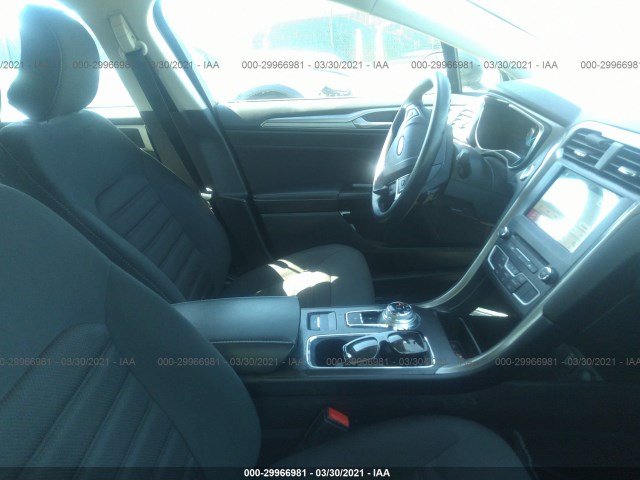 Photo 4 VIN: 3FA6P0HD1HR410479 - FORD FUSION 