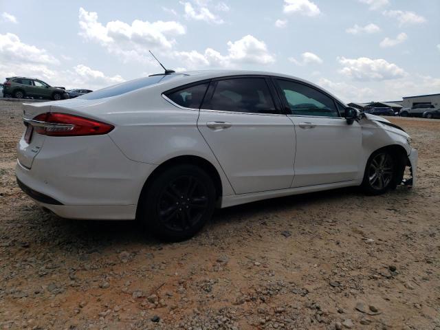 Photo 2 VIN: 3FA6P0HD1JR130681 - FORD FUSION SE 