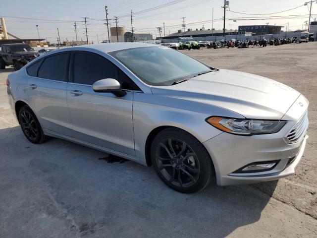 Photo 3 VIN: 3FA6P0HD1JR187365 - FORD FUSION 