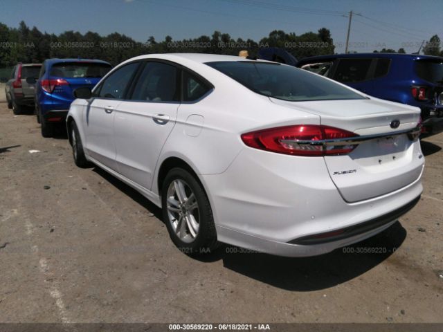 Photo 2 VIN: 3FA6P0HD1JR227749 - FORD FUSION 