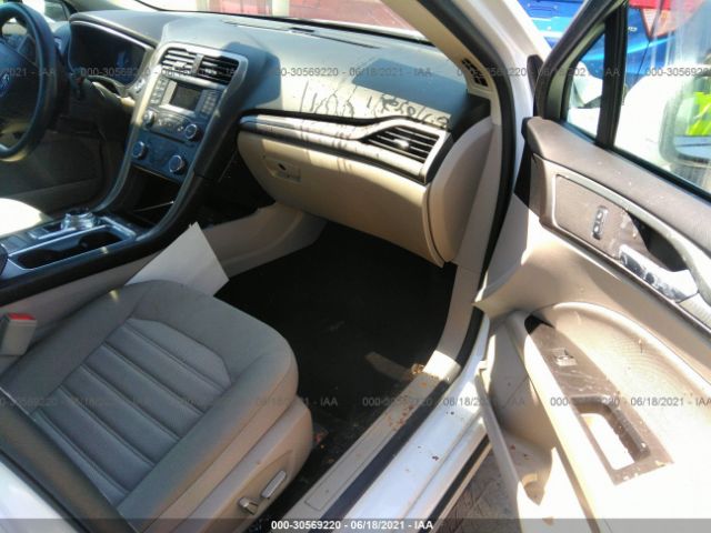 Photo 4 VIN: 3FA6P0HD1JR227749 - FORD FUSION 