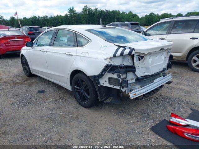 Photo 2 VIN: 3FA6P0HD1JR255003 - FORD FUSION 