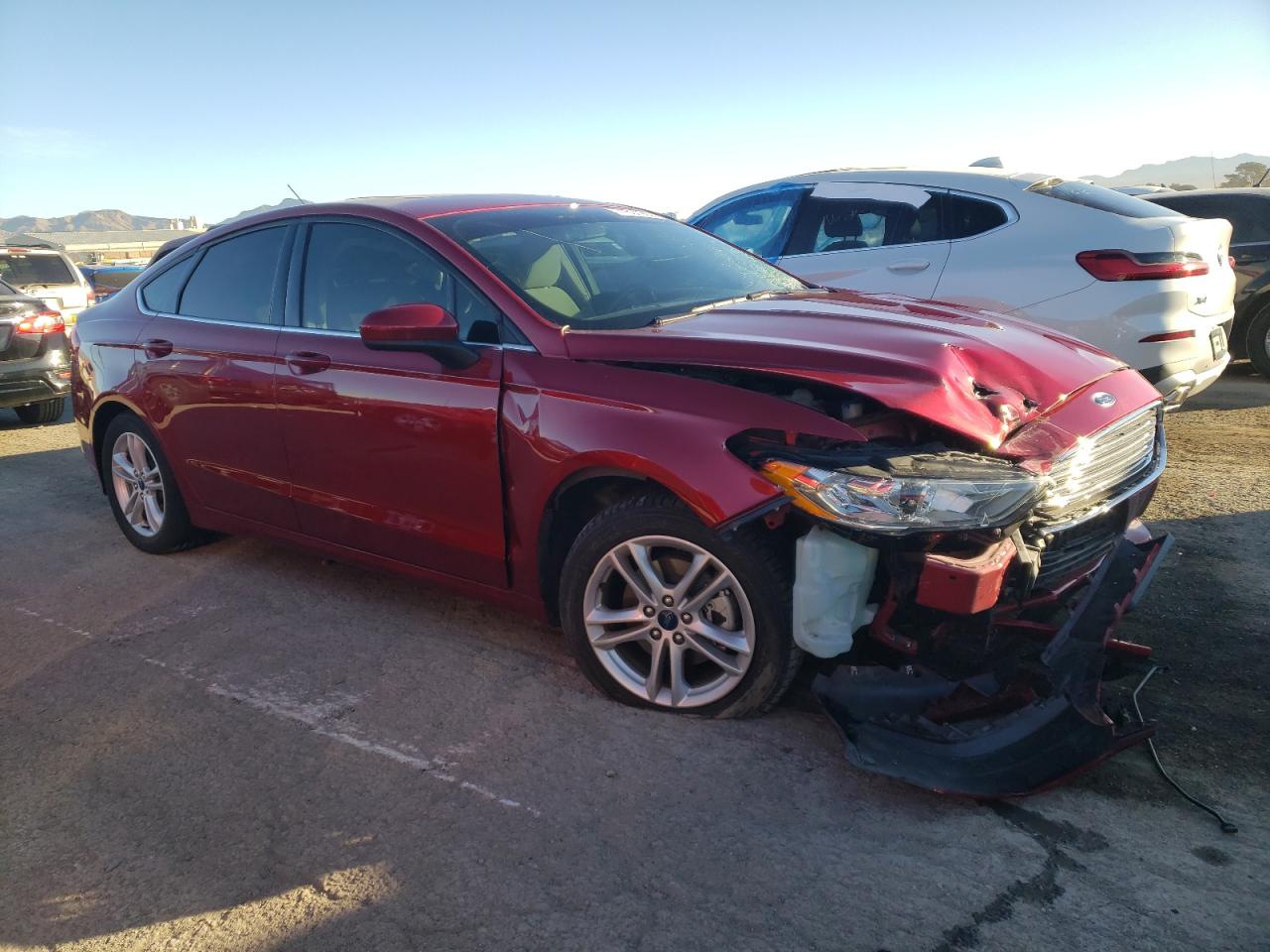 Photo 3 VIN: 3FA6P0HD1JR260718 - FORD FUSION 