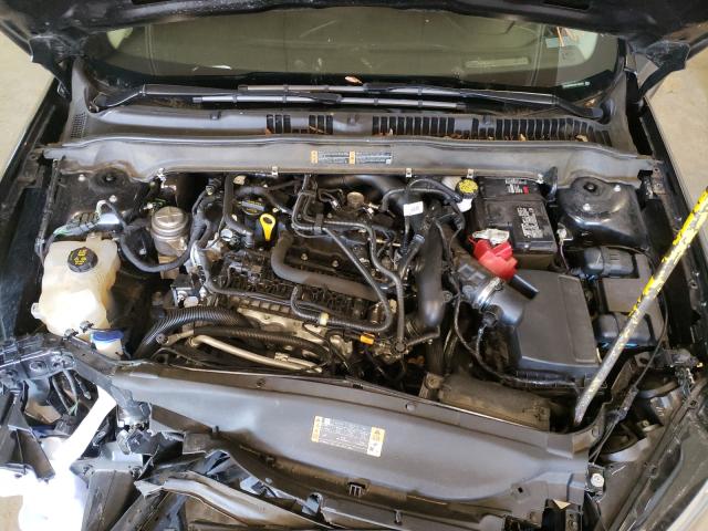 Photo 6 VIN: 3FA6P0HD1KR159759 - FORD FUSION SE 