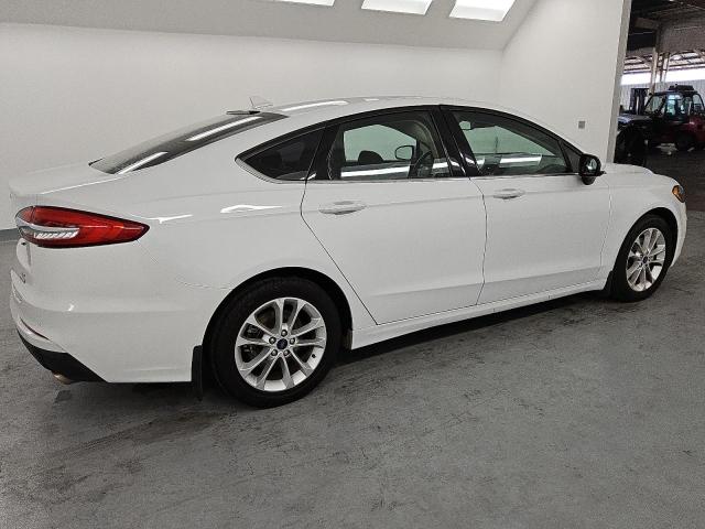 Photo 2 VIN: 3FA6P0HD1LR114015 - FORD FUSION SE 