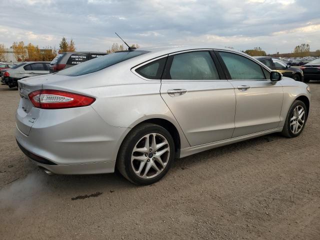 Photo 2 VIN: 3FA6P0HD2ER334332 - FORD FUSION SE 