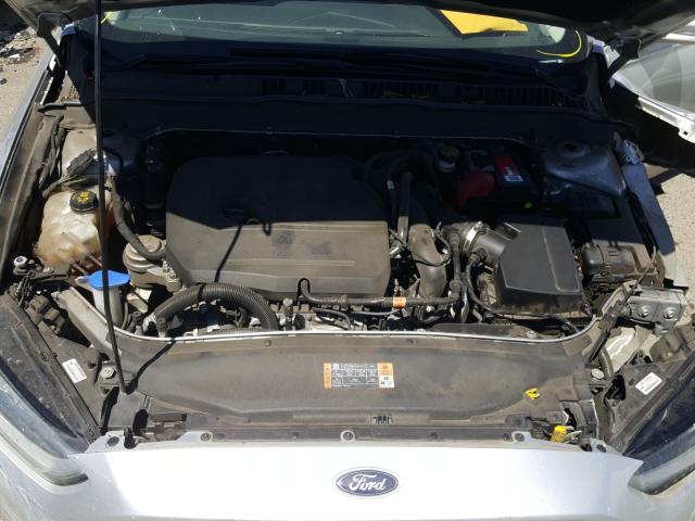 Photo 6 VIN: 3FA6P0HD2FR130700 - FORD FUSION SE 