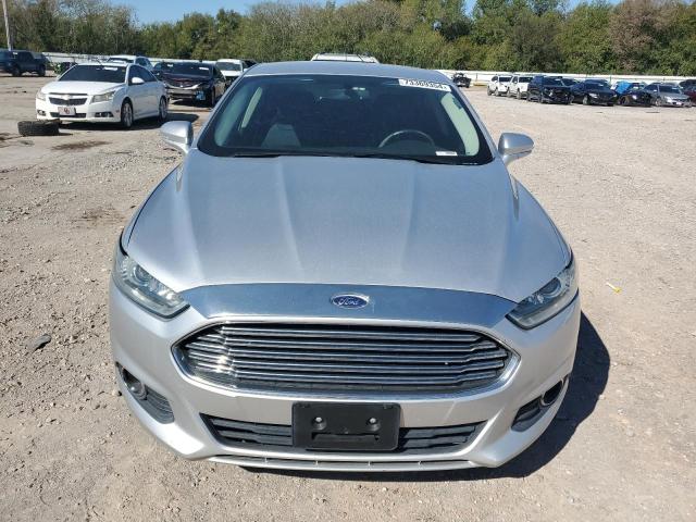 Photo 4 VIN: 3FA6P0HD2FR183994 - FORD FUSION SE 