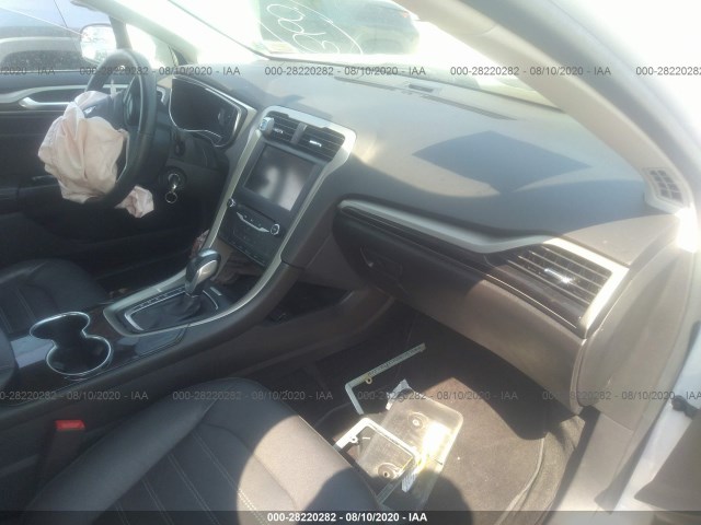 Photo 4 VIN: 3FA6P0HD2FR202107 - FORD FUSION 