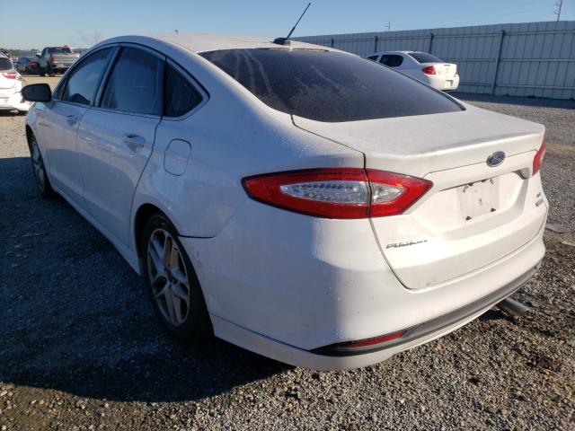 Photo 2 VIN: 3FA6P0HD2FR207422 - FORD FUSION SE 