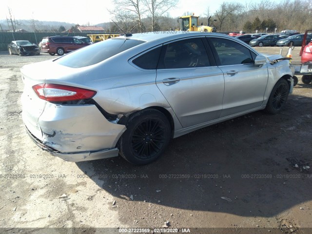 Photo 3 VIN: 3FA6P0HD2GR171880 - FORD FUSION 