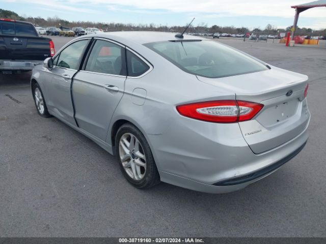 Photo 2 VIN: 3FA6P0HD2GR317095 - FORD FUSION 