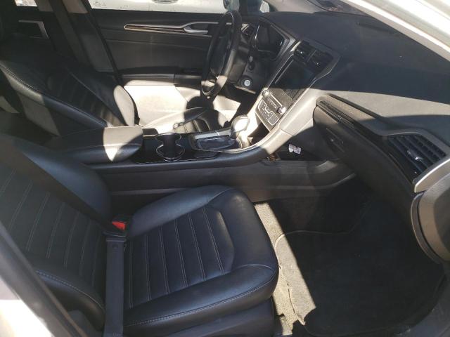 Photo 4 VIN: 3FA6P0HD2GR327500 - FORD FUSION SE 