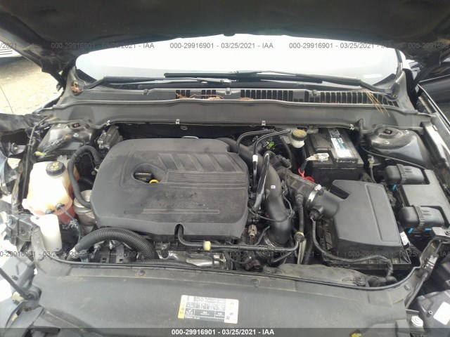 Photo 9 VIN: 3FA6P0HD2GR363719 - FORD FUSION 