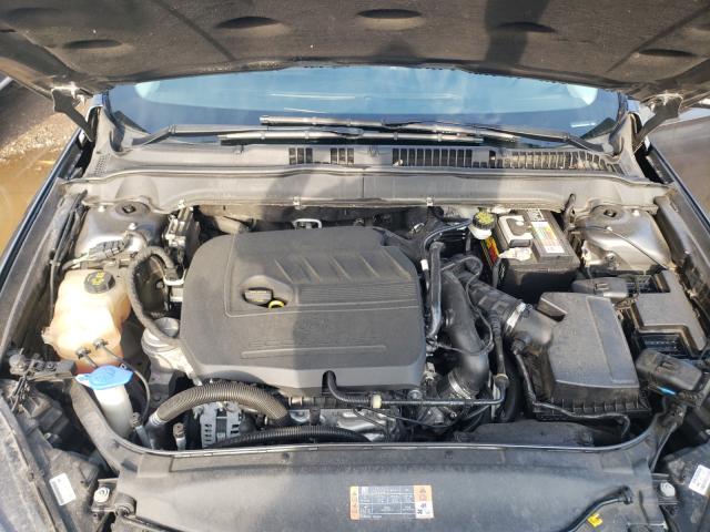 Photo 6 VIN: 3FA6P0HD2GR392251 - FORD FUSION SE 