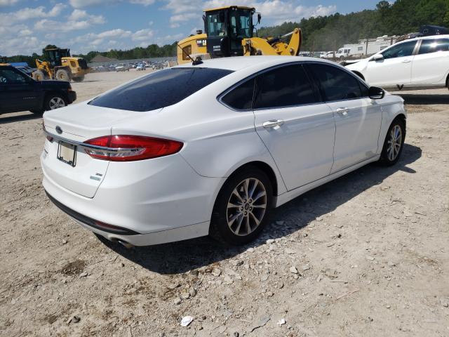 Photo 3 VIN: 3FA6P0HD2HR122857 - FORD FUSION SE 