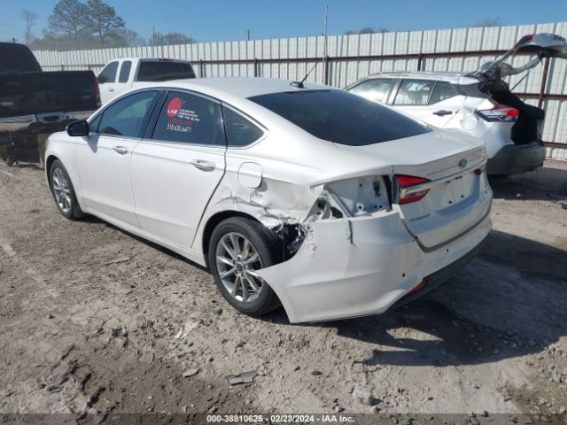 Photo 2 VIN: 3FA6P0HD2HR128447 - FORD FUSION 