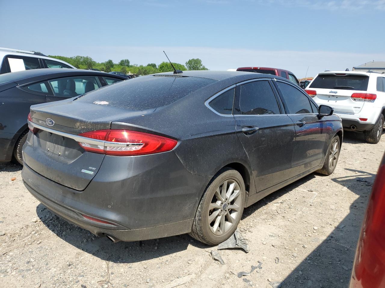 Photo 2 VIN: 3FA6P0HD2HR220688 - FORD FUSION 