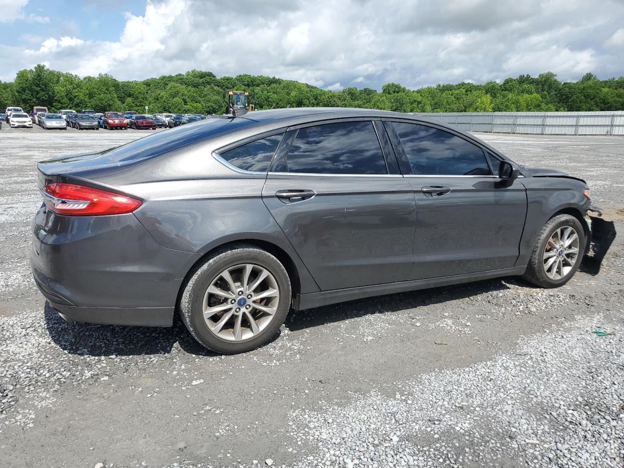 Photo 2 VIN: 3FA6P0HD2HR240682 - FORD FUSION 