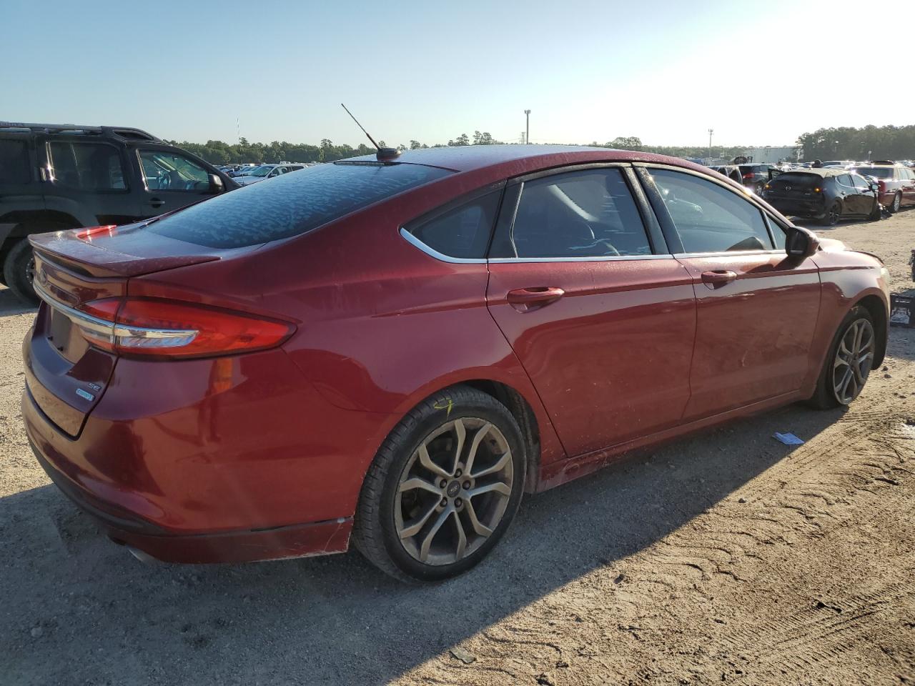 Photo 2 VIN: 3FA6P0HD2HR251908 - FORD FUSION 