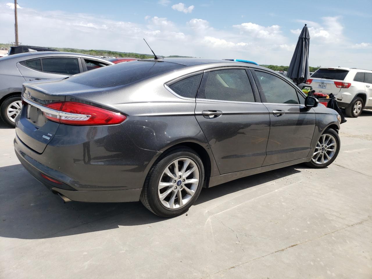 Photo 2 VIN: 3FA6P0HD2HR299019 - FORD FUSION 