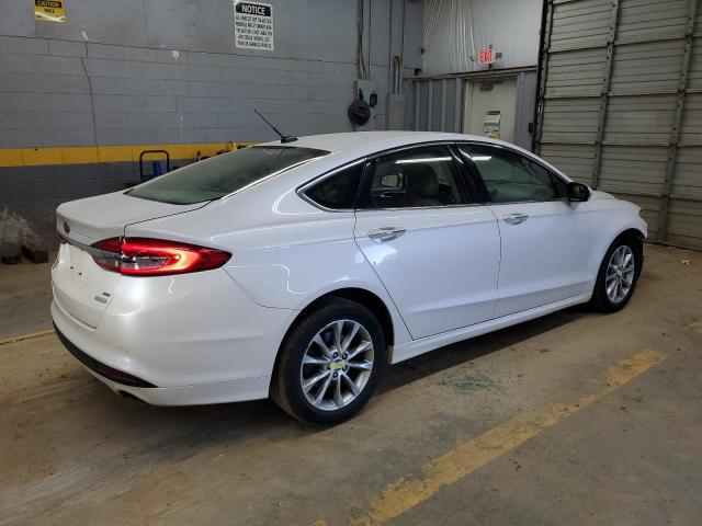 Photo 2 VIN: 3FA6P0HD2HR310391 - FORD FUSION SE 