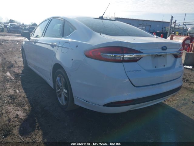 Photo 2 VIN: 3FA6P0HD2JR140166 - FORD FUSION 