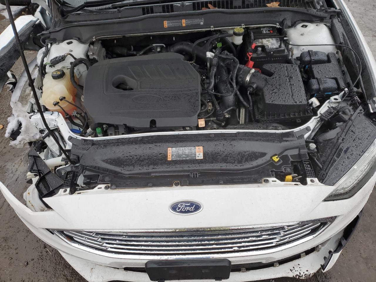 Photo 10 VIN: 3FA6P0HD2JR165391 - FORD FUSION 