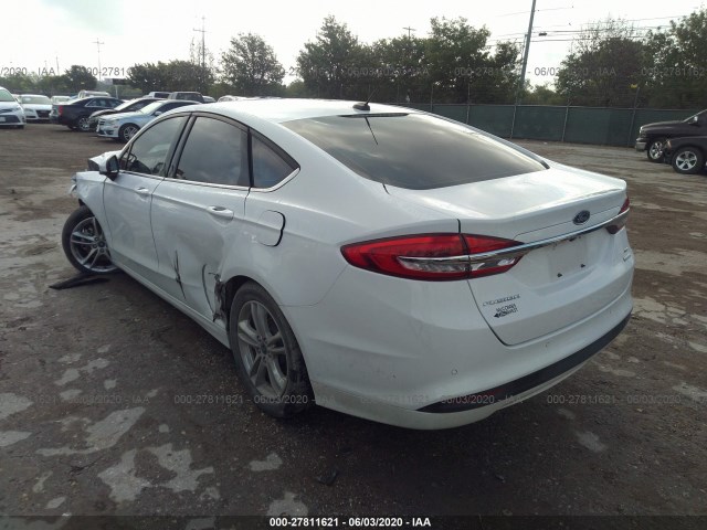 Photo 2 VIN: 3FA6P0HD2JR203590 - FORD FUSION 