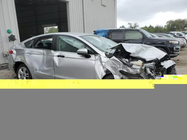 Photo 3 VIN: 3FA6P0HD2JR224066 - FORD FUSION SE 