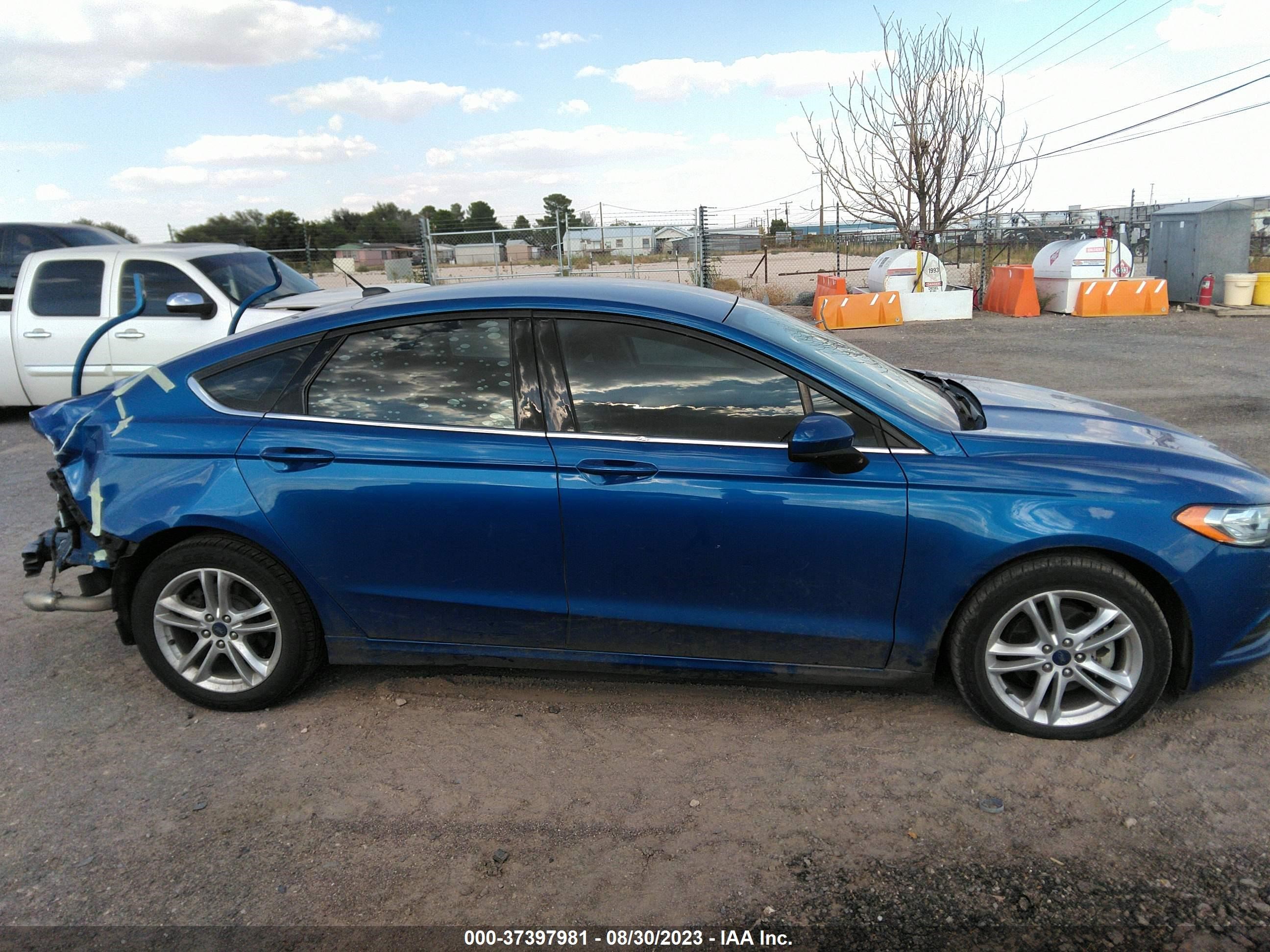 Photo 13 VIN: 3FA6P0HD2JR231390 - FORD FUSION 