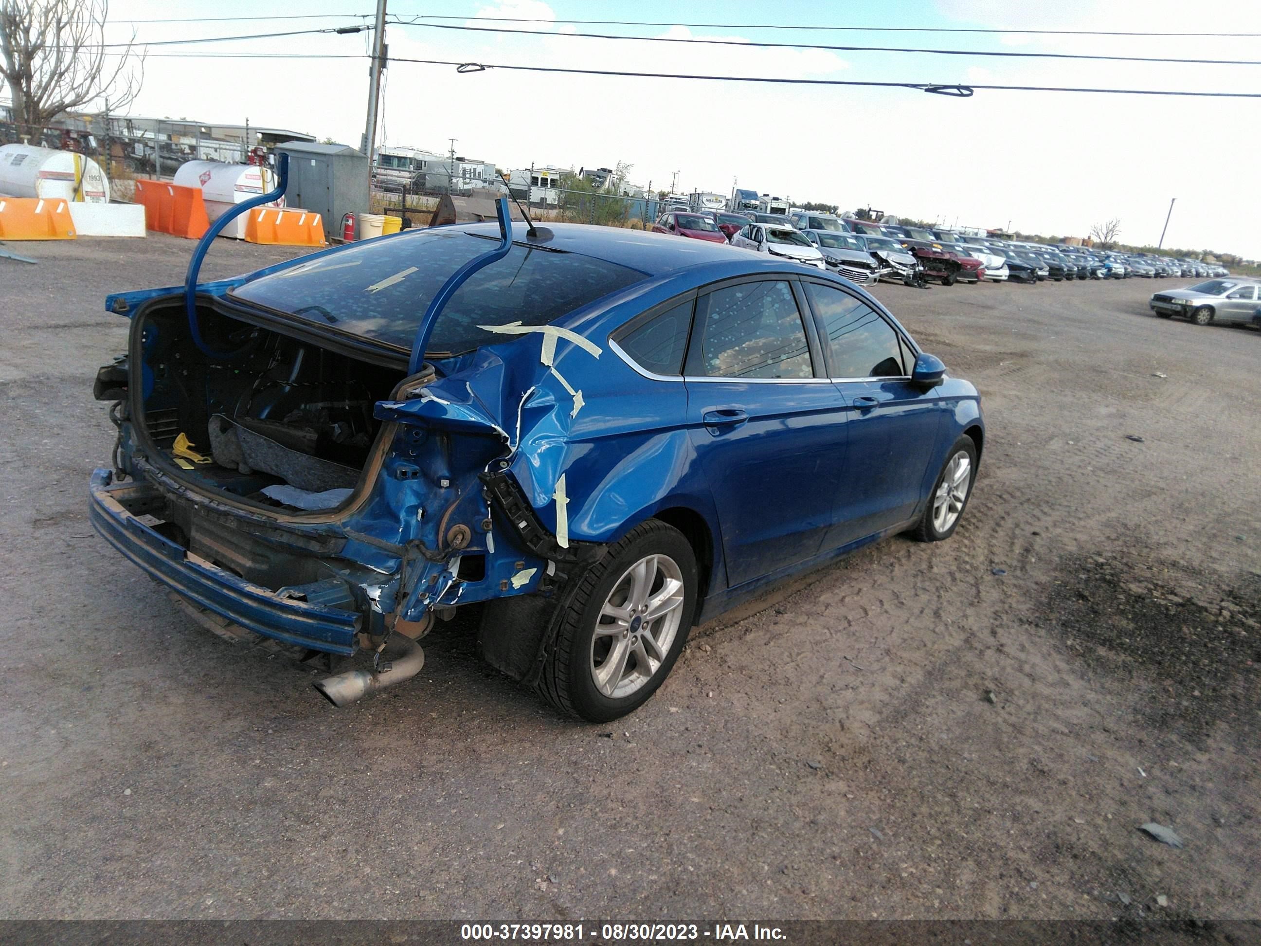 Photo 3 VIN: 3FA6P0HD2JR231390 - FORD FUSION 