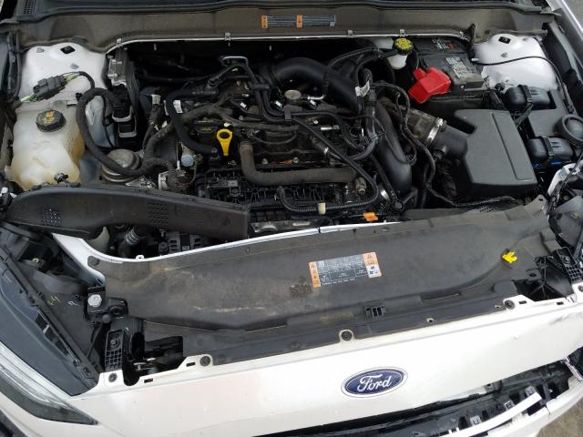 Photo 6 VIN: 3FA6P0HD2JR276071 - FORD FUSION SE 