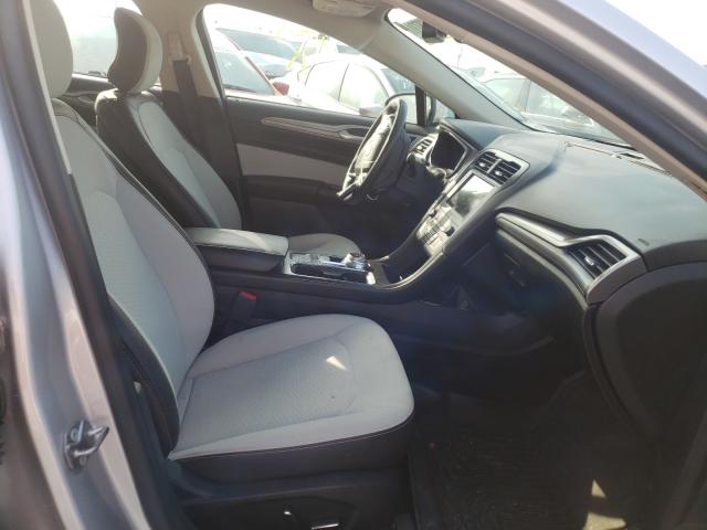 Photo 4 VIN: 3FA6P0HD2KR161410 - FORD FUSION SE 